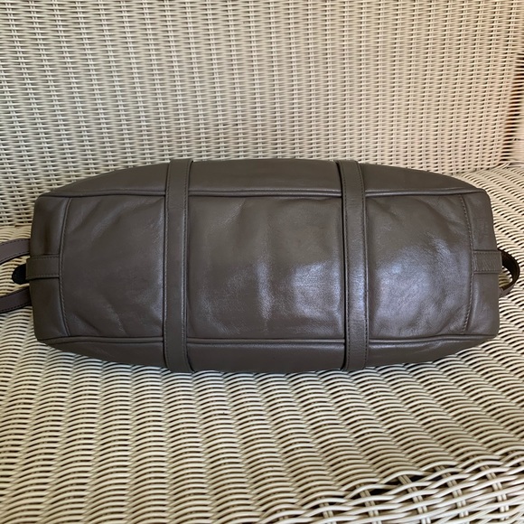 🐨PRADA🐨 - Picture 7 of 8